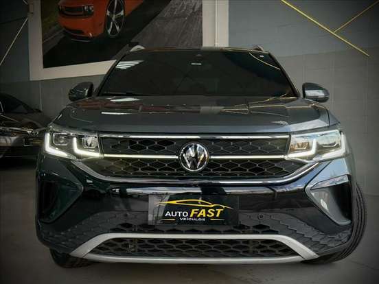 VOLKSWAGEN-TAOS-2023