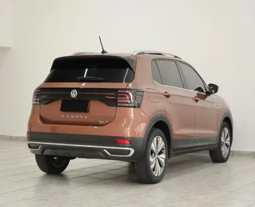 VOLKSWAGEN-T-CROSS-2019