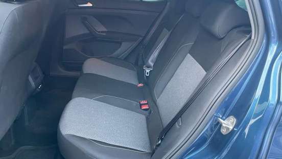 VOLKSWAGEN-T-CROSS-2024