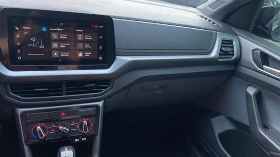 VOLKSWAGEN-T-CROSS-2024