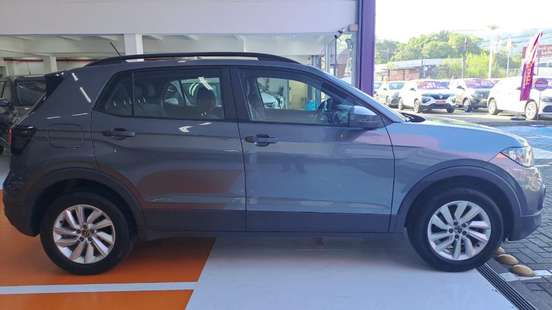 VOLKSWAGEN-T-CROSS-2024