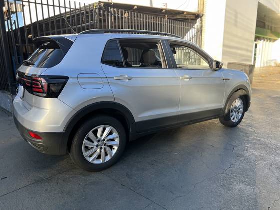 VOLKSWAGEN T-CROSS 1.0 200 TSI TOTAL FLEX AUTOMÁTICO