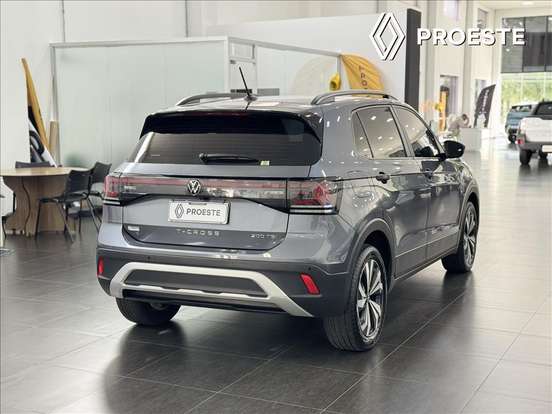 VOLKSWAGEN-T-CROSS-2024