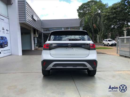 VOLKSWAGEN-T-CROSS-2026