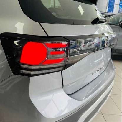 VOLKSWAGEN-T-CROSS-2026
