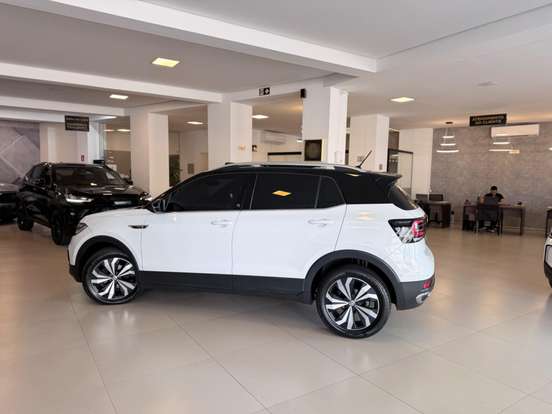 VOLKSWAGEN-T-CROSS-2019