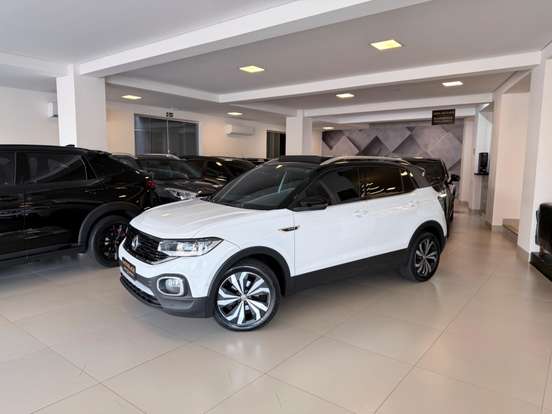 VOLKSWAGEN-T-CROSS-2019