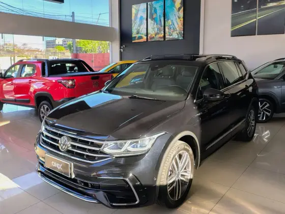 VOLKSWAGEN TIGUAN 2.0 300 TSI GASOLINA ALLSPACE R-LINE AUTOMÁTICO