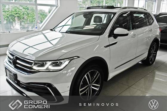 VOLKSWAGEN TIGUAN 2.0 300 TSI GASOLINA ALLSPACE R-LINE AUTOMÁTICO
