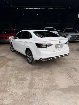 VOLKSWAGEN-VIRTUS-1.0 200 TSI HIGHLINE AUTOMÁTICO VOLKSWAGEN-VIRTUS-2024