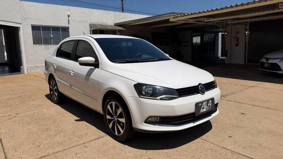VOLKSWAGEN VOYAGE 1.6 MI HIGHLINE 8V FLEX 4P MANUAL