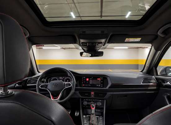 VOLKSWAGEN-JETTA-2023