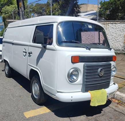 VOLKSWAGEN KOMBI 1.4 MI FURGÃO 8V FLEX 3P MANUAL
