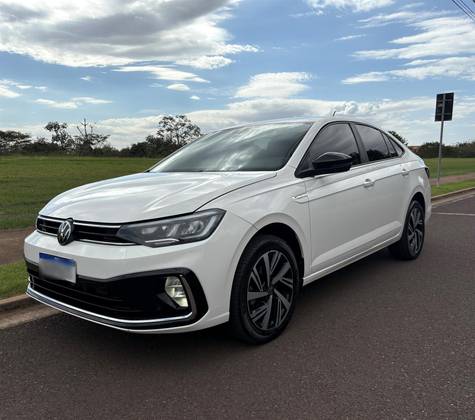 VOLKSWAGEN VIRTUS 1.0 200 TSI HIGHLINE AUTOMÁTICO