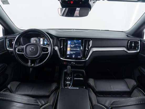 VOLVO-S60-2.0 T8 R-DESIGN HÍBRIDO 4P AUTOMÁTICO VOLVO-S60-2019