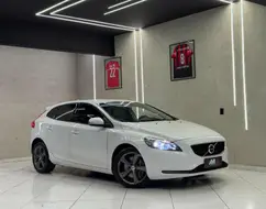 VOLVO V40 2.0 T4 KINETIC GASOLINA 4P AUTOMÁTICO VOLVO V40 2.0 T4 KINETIC GASOLINA 4P AUTOMÁTICO