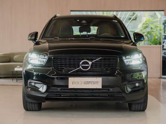VOLVO-XC40-1.5 T5 RECHARGE R-DESIGN GEARTRONIC VOLVO-XC40-2020