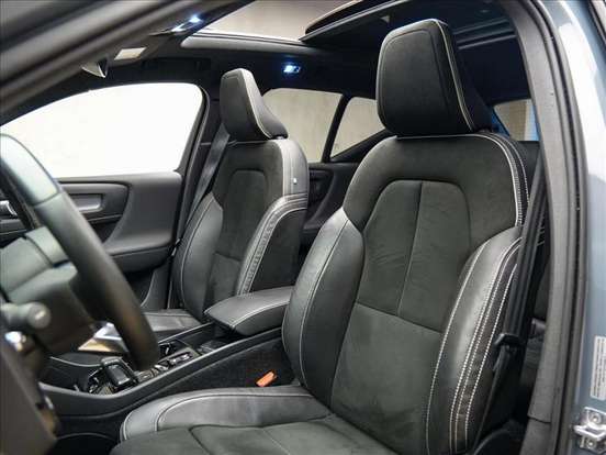 VOLVO-XC40-1.5 T5 RECHARGE R-DESIGN GEARTRONIC VOLVO-XC40-2020