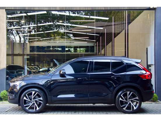 VOLVO-XC40-1.5 T5 RECHARGE R-DESIGN GEARTRONIC VOLVO-XC40-2021
