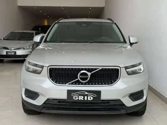 VOLVO-XC40-2.0 T4 GASOLINA GEARTRONIC VOLVO-XC40-2019