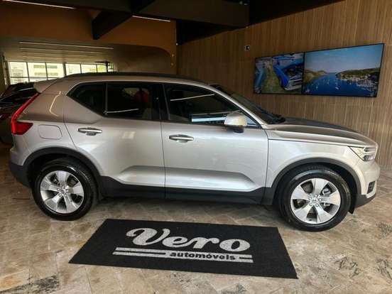 VOLVO-XC40-2.0 T4 GASOLINA GEARTRONIC VOLVO-XC40-2018