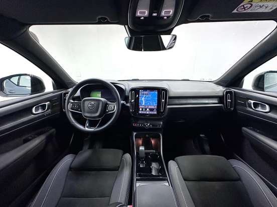 VOLVO-XC40-P6 RECHARGE ELECTRIC PLUS VOLVO-XC40-2023