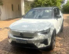 VOLVO XC40 P8 RECHARGE TWIN ELECTRIC ULTIMATE AWD VOLVO XC40 P8 RECHARGE TWIN ELECTRIC ULTIMATE AWD
