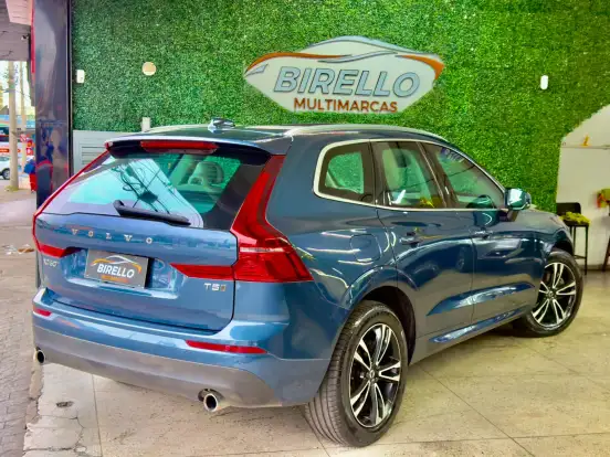 VOLVO-XC60-2.0 T5 GASOLINA MOMENTUM AWD GEARTRONIC VOLVO-XC60-2018
