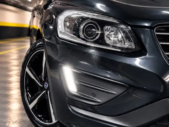 VOLVO-XC60-2.0 T5 R DESIGN TURBO GASOLINA 4P AUTOMÁTICO VOLVO-XC60-2015