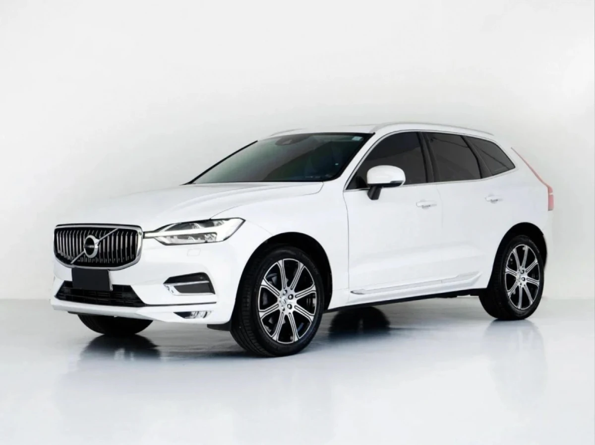 Volvo XC60 — foto 1