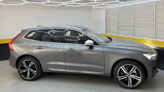 VOLVO-XC60-2019