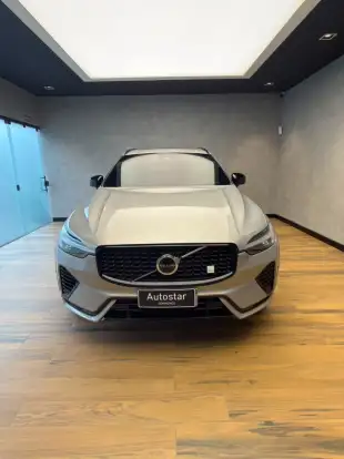 VOLVO-XC60-2023