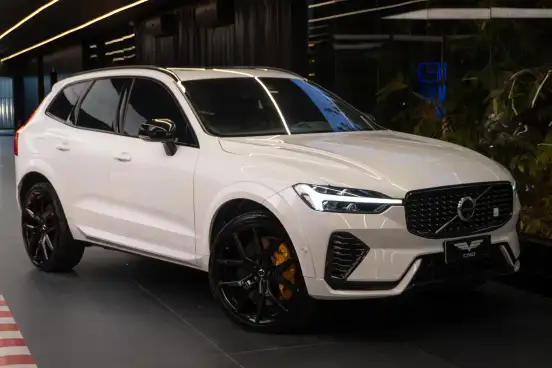 VOLVO-XC60-2023