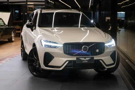 VOLVO-XC60-2023
