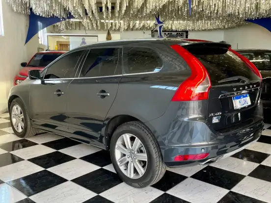 VOLVO-XC60-2.4 D5 KINETIC DIESEL AWD 4P AUTOMÁTICO VOLVO-XC60-2016