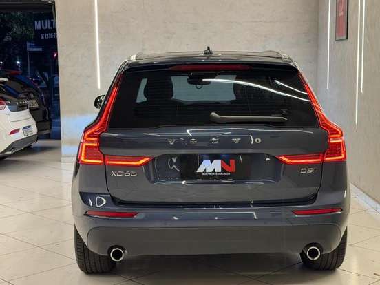 VOLVO-XC60-2.0 D5 DIESEL MOMENTUM AWD GEARTRONIC VOLVO-XC60-2019