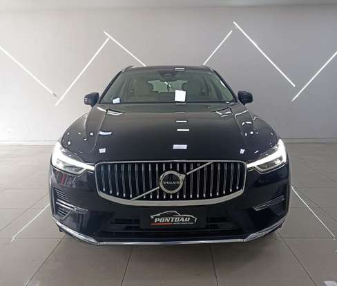 VOLVO-XC60-2021