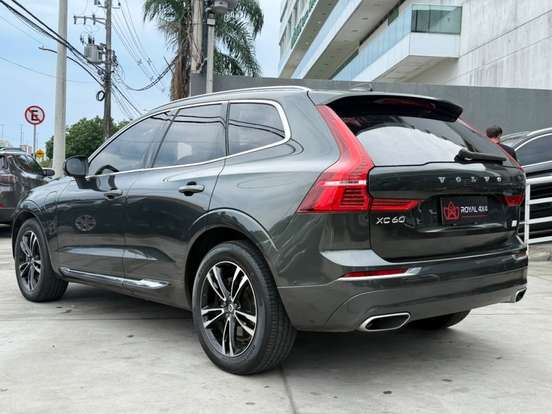 VOLVO-XC60-2.0 T8 HYBRID MOMENTUM AWD GEARTRONIC VOLVO-XC60-2021