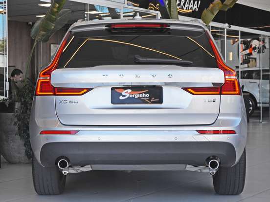 VOLVO-XC60-2.0 T8 HYBRID MOMENTUM AWD GEARTRONIC VOLVO-XC60-2020