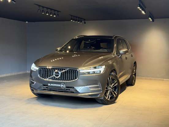 VOLVO-XC60-2021