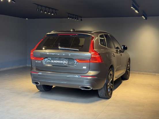 VOLVO-XC60-2.0 T8 HYBRID MOMENTUM AWD GEARTRONIC VOLVO-XC60-2021