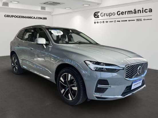 VOLVO-XC60-2025