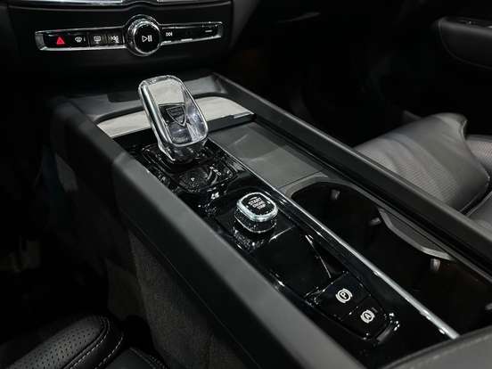 VOLVO-XC60-2.0 T8 RECHARGE INSCRIPTION AWD GEARTRONIC VOLVO-XC60-2021