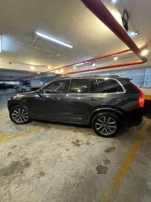 VOLVO-XC90-2018