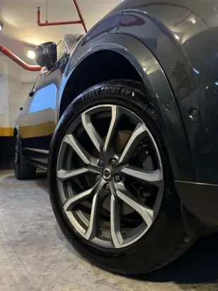 VOLVO-XC90-2018