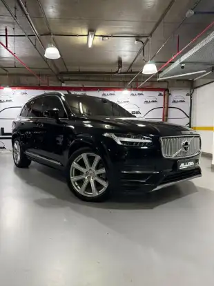 VOLVO-XC90-2018
