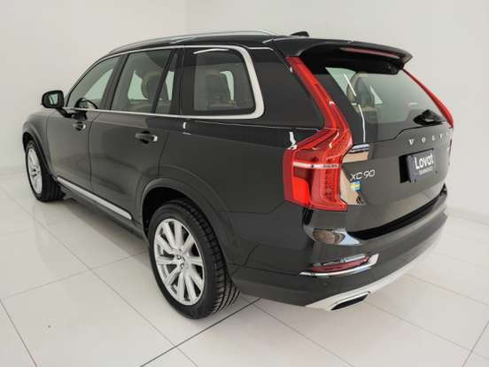 VOLVO-XC90-2016