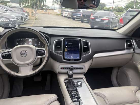 VOLVO-XC90-2.0 T6 GASOLINA MOMENTUM AWD GEARTRONIC VOLVO-XC90-2019