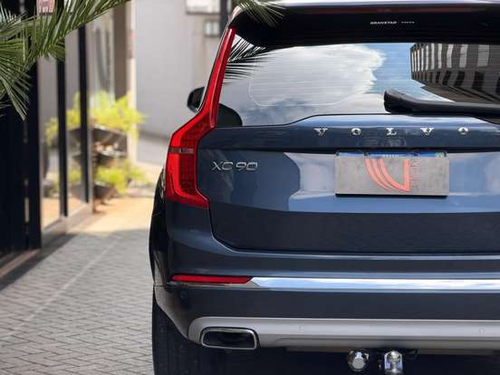 VOLVO-XC90-2.0 T8 HYBRID MOMENTUM AWD GEARTRONIC VOLVO-XC90-2021