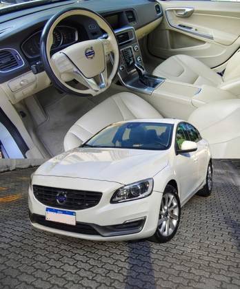 VOLVO S60 2.0 T5 KINETIC 16V TURBO GASOLINA 4P AUTOMÁTICO